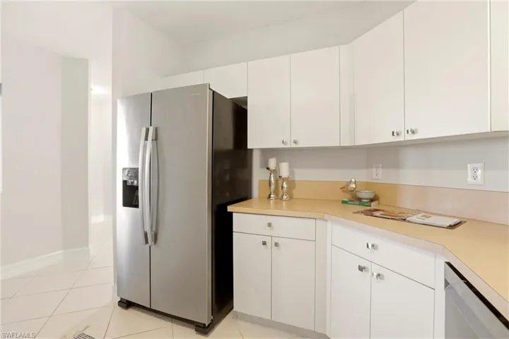 7819 Regal Heron Cir 8, Naples, Florida 34104