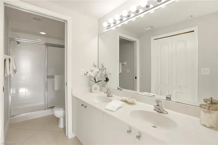 7819 Regal Heron Cir 8, Naples, Florida 34104