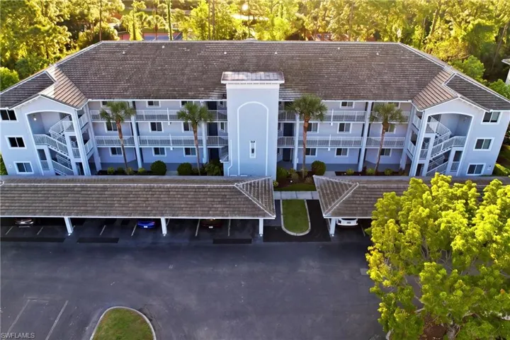 7819 Regal Heron Cir 8, Naples, Florida 34104