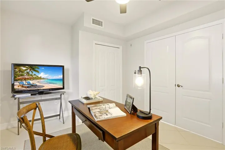 7819 Regal Heron Cir 8, Naples, Florida 34104