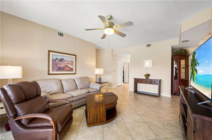 15091  Tamarind Cay  CT, Fort Myers, FL 33908