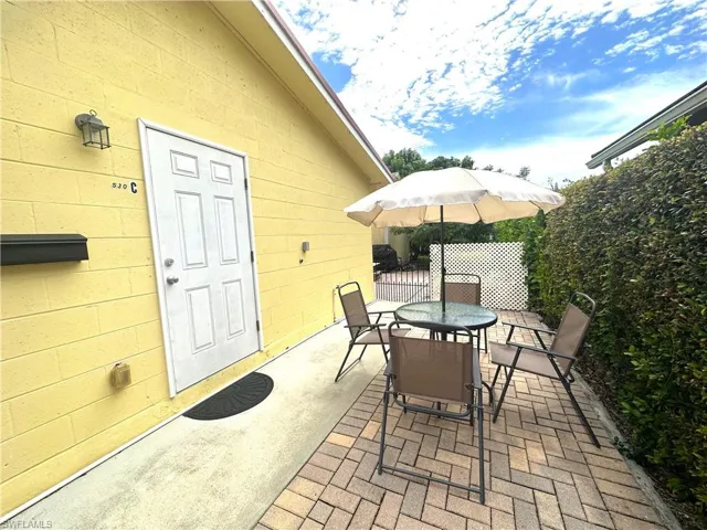 530  100th N AVE, Naples, FL 34108