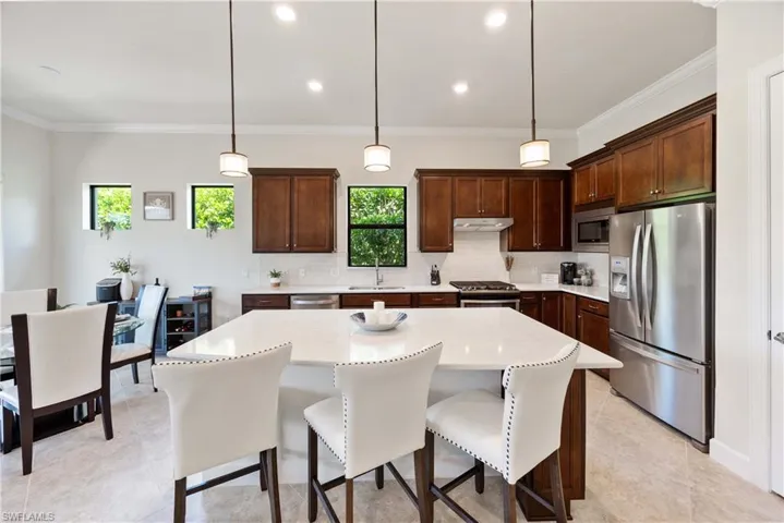 6787  Winding Cypress  DR, Naples, FL 34114