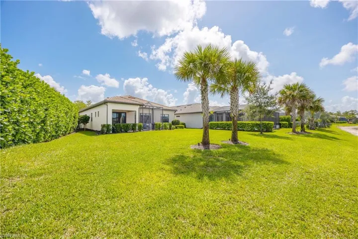 6787  Winding Cypress  DR, Naples, FL 34114