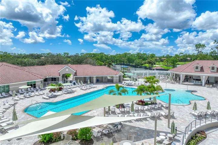 8267  Parkstone  PL, Naples, FL 34120