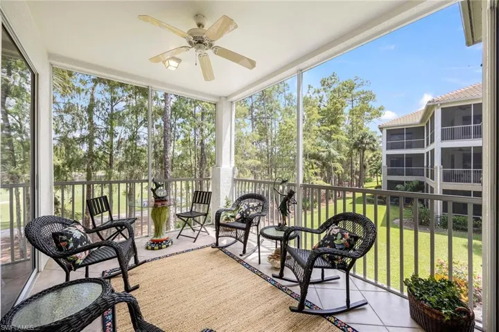 8267  Parkstone  PL, Naples, FL 34120