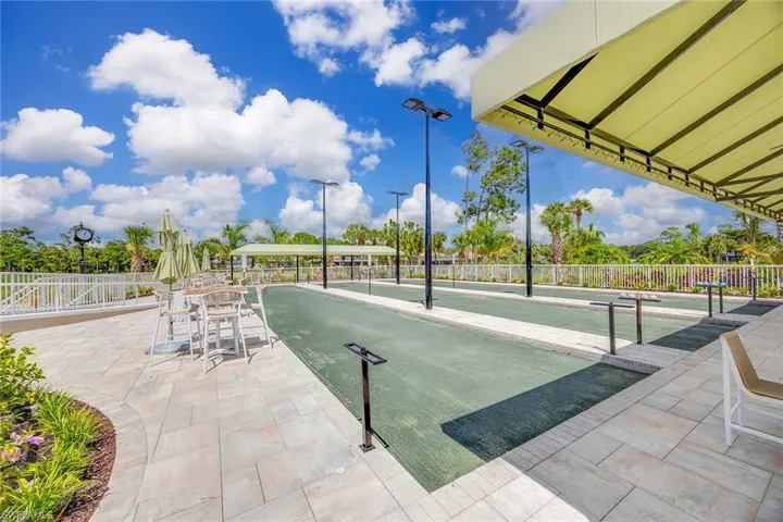 8267  Parkstone  PL, Naples, FL 34120