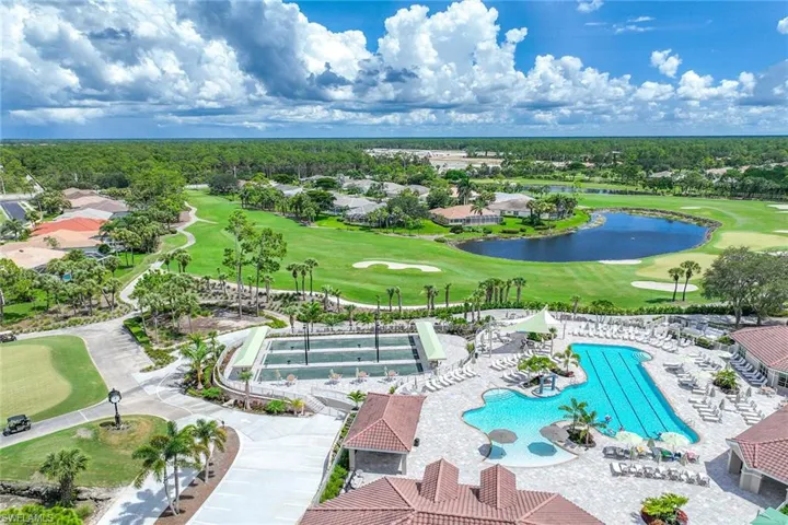 8267  Parkstone  PL, Naples, FL 34120
