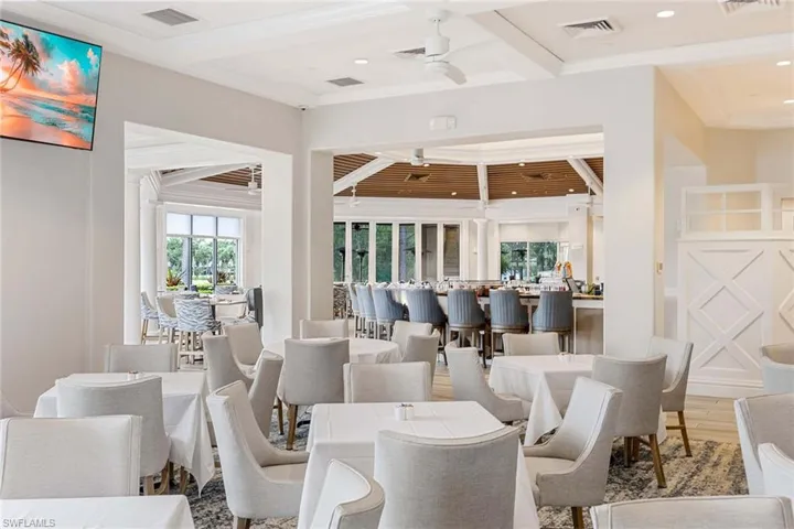 8267  Parkstone  PL, Naples, FL 34120