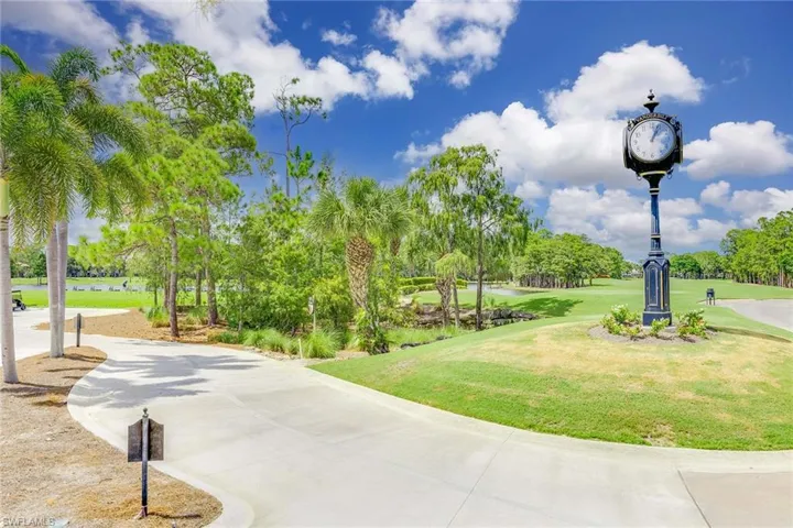 8267  Parkstone  PL, Naples, FL 34120