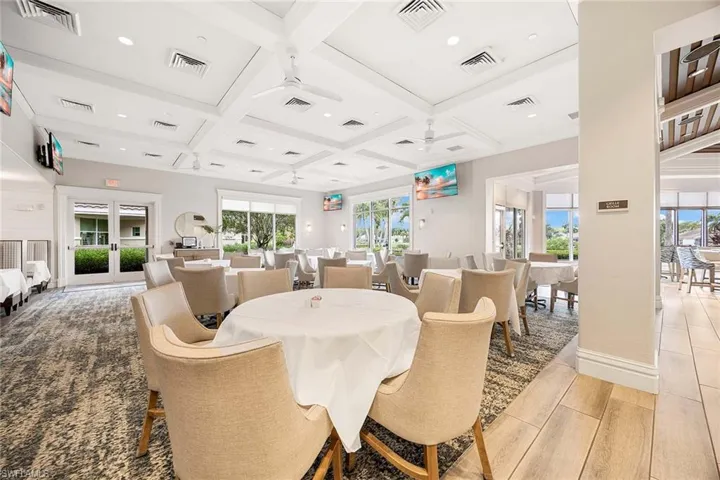 8267  Parkstone  PL, Naples, FL 34120