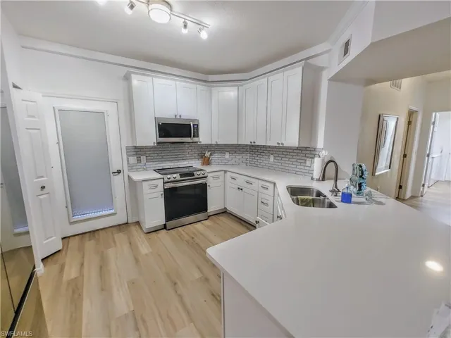 1788 Concordia Lake Cir 2703, Cape Coral, Florida 33909