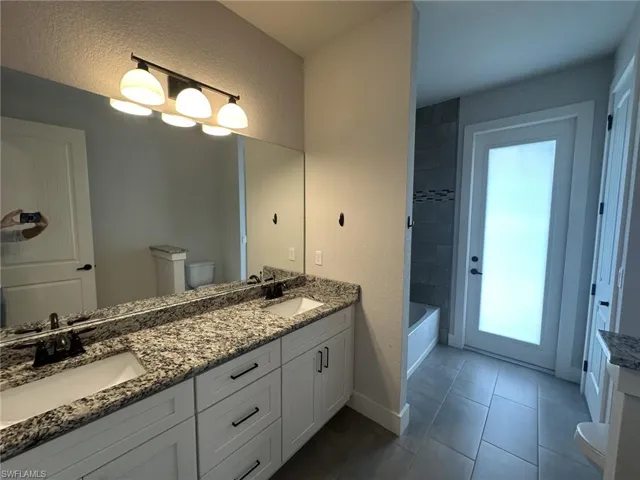 Guest - Pool Bathroom