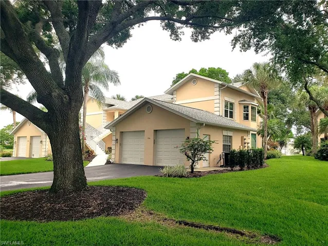 736 Wiggins Lake Dr 202, Naples, Florida 34110
