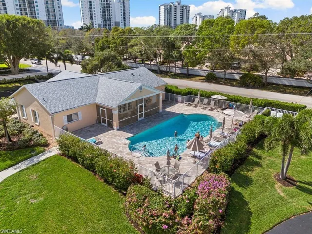 736 Wiggins Lake Dr 202, Naples, Florida 34110