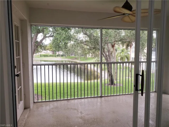 736 Wiggins Lake Dr 202, Naples, Florida 34110