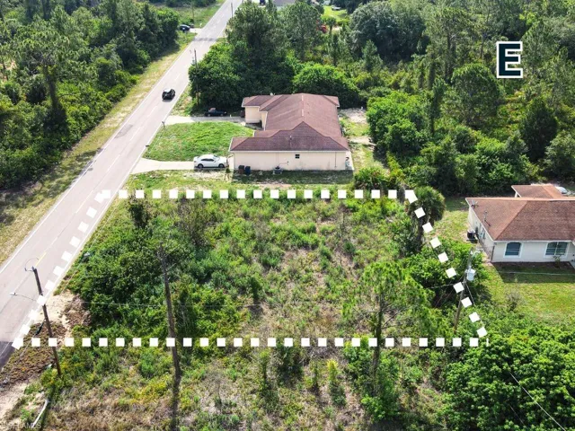 1402 E 12th St, Lehigh Acres, Florida 33972