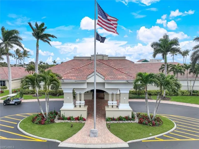 8777 E Bay Cir, Fort Myers, Florida 33908