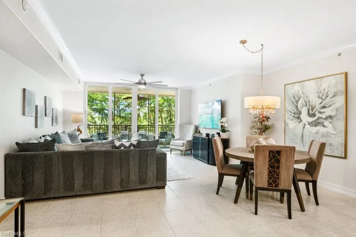 2728  Tiburon E BLVD, Naples, FL 34109