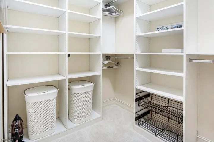 MASTER CLOSET