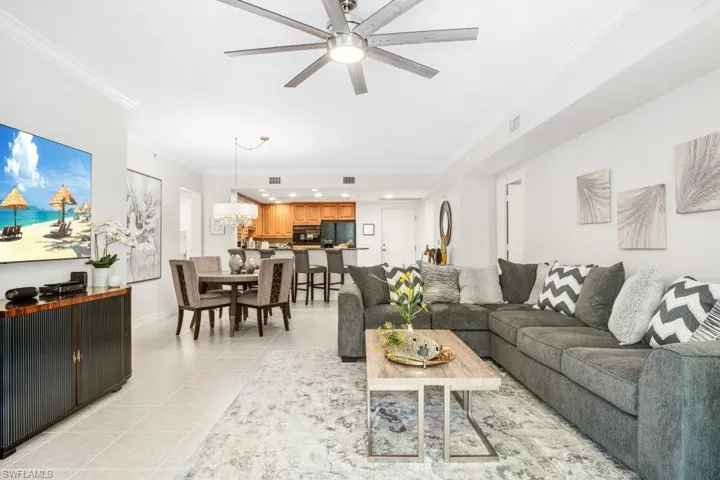 2728  Tiburon E BLVD, Naples, FL 34109