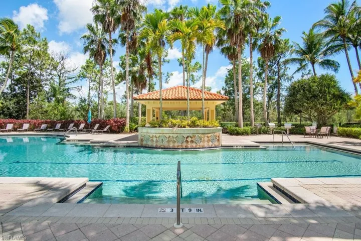 2728  Tiburon E BLVD, Naples, FL 34109