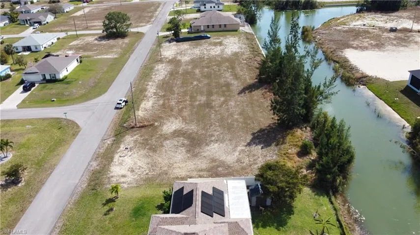 3504 Ne 21st Pl, Cape Coral Fl 33909