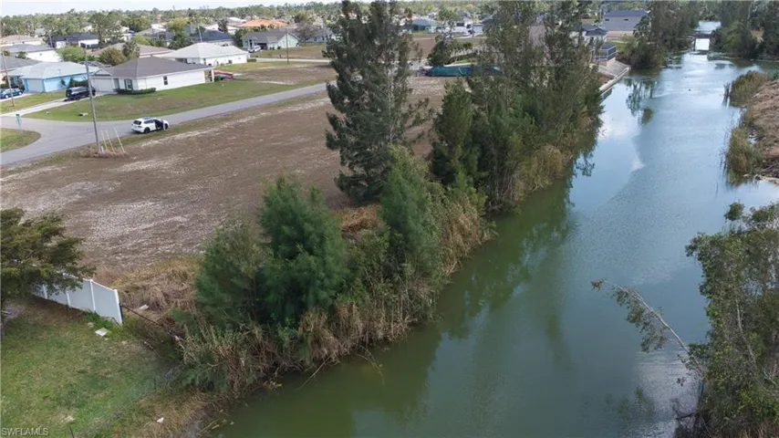 3504 Ne 21st Pl, Cape Coral Fl 33909