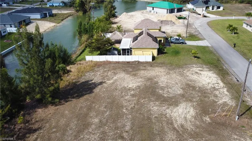 3504 Ne 21st Pl, Cape Coral Fl 33909
