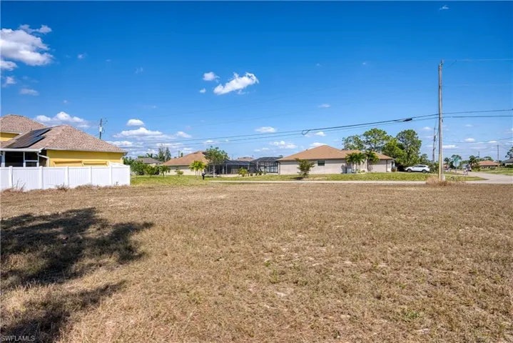 3504 Ne 21st Pl, Cape Coral Fl 33909