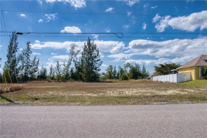 3504 Ne 21st Pl, Cape Coral Fl 33909