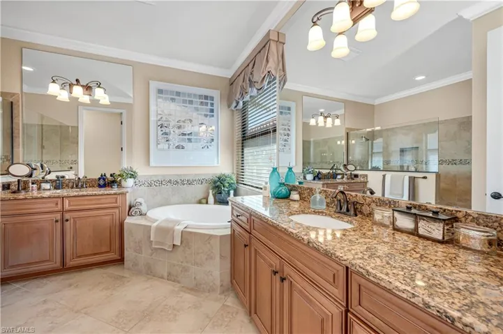 9451  Piacere  WAY, Naples, FL 34113