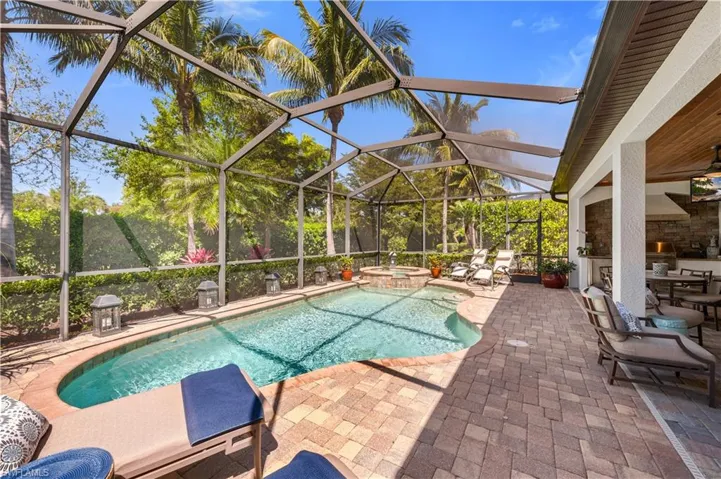 9451  Piacere  WAY, Naples, FL 34113