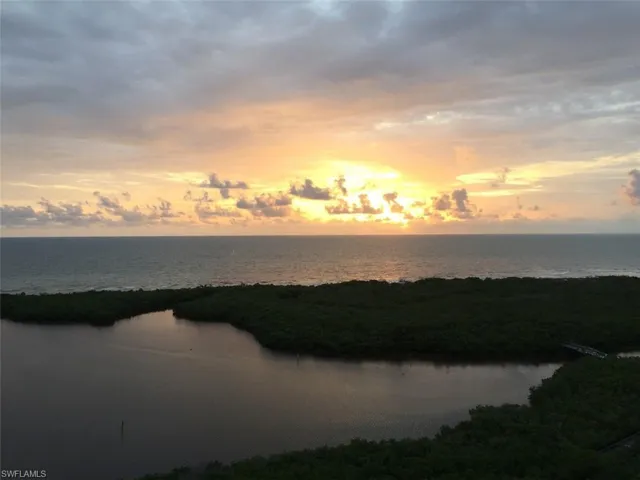 WOW SUNSETS