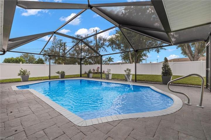 432 SW 33rd TER, CAPE CORAL FL 33914