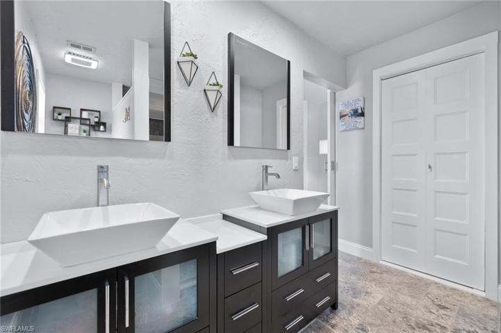 432 SW 33rd TER, CAPE CORAL FL 33914