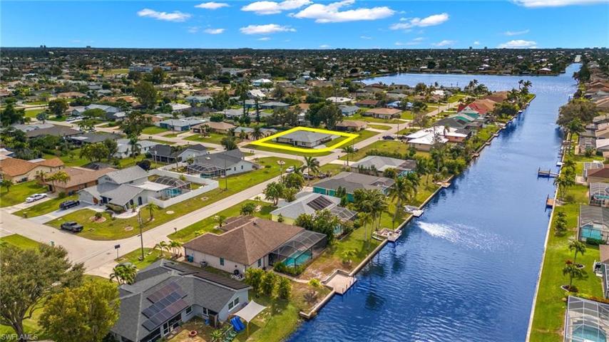 432 SW 33rd TER, CAPE CORAL FL 33914