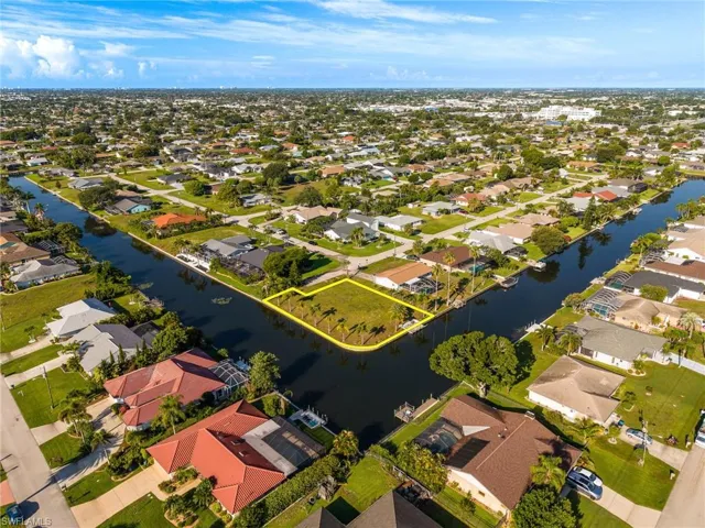 1939 5th Ter, Cape Coral, Florida 33990