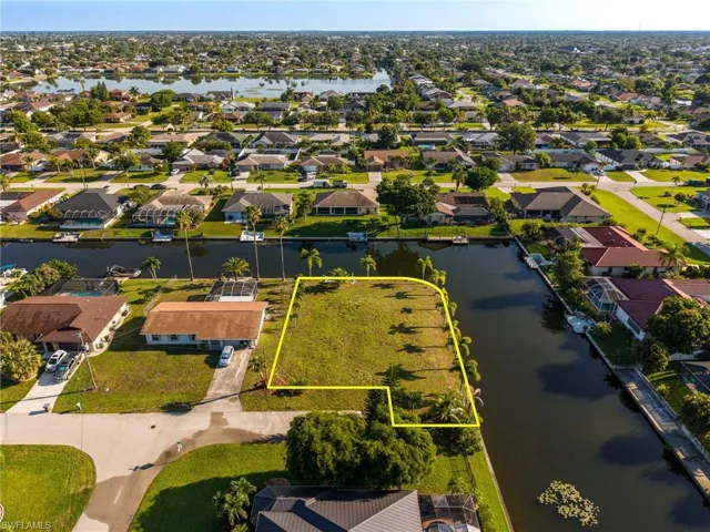 1939 5th Ter, Cape Coral, Florida 33990