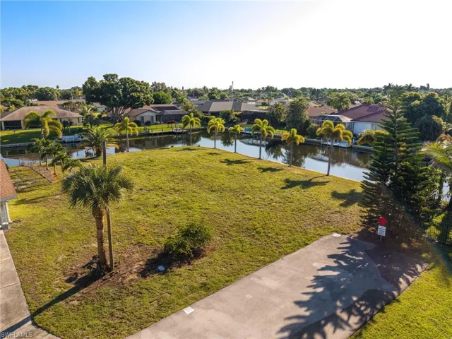 1939 5th Ter, Cape Coral, Florida 33990