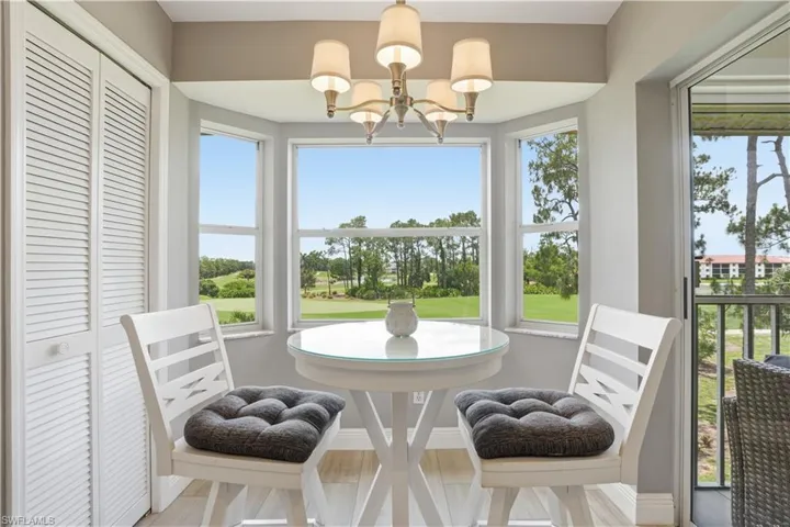 7360 Glenmoor Ln 304, Naples, Florida 34104
