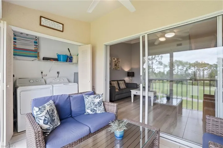 7360 Glenmoor Ln 304, Naples, Florida 34104