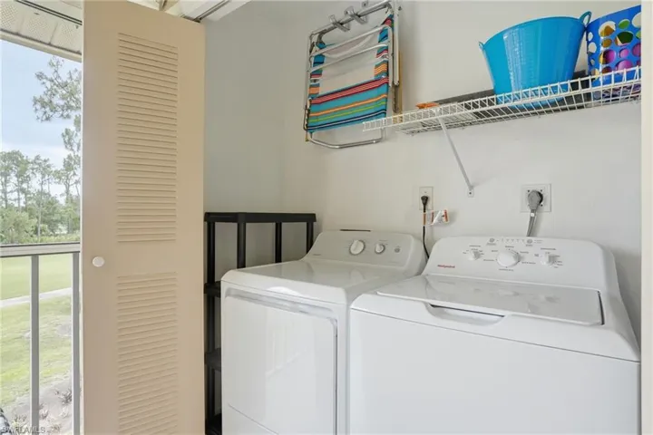 7360 Glenmoor Ln 304, Naples, Florida 34104