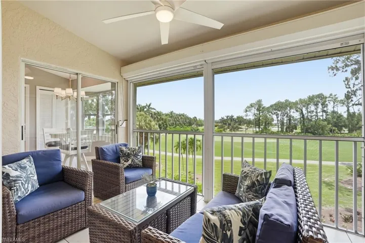7360 Glenmoor Ln 304, Naples, Florida 34104