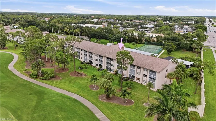 7360 Glenmoor Ln 304, Naples, Florida 34104