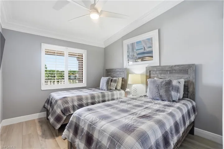 7360 Glenmoor Ln 304, Naples, Florida 34104