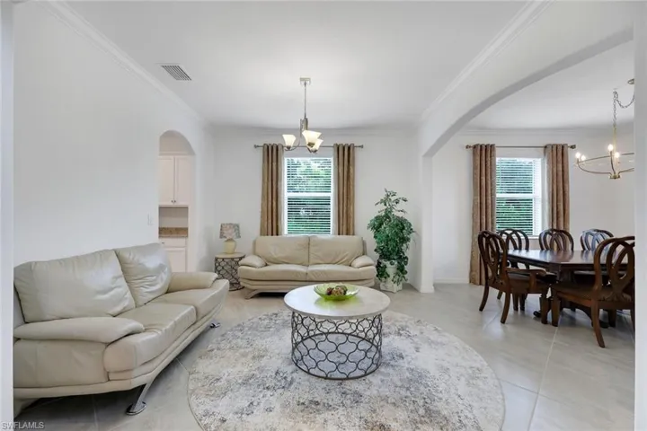 2159 Hamlin St, Naples, Florida 34120