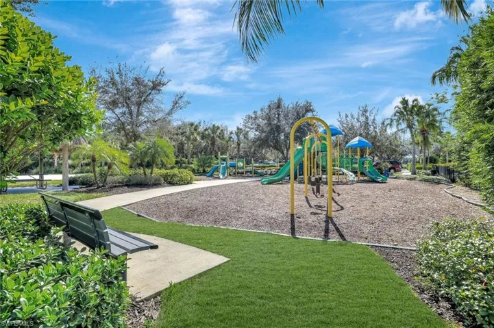 2159 Hamlin St, Naples, Florida 34120