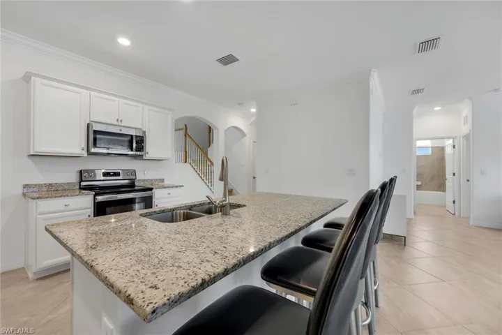 2159 Hamlin St, Naples, Florida 34120