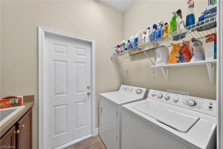 13431  Sabal Pointe  DR, Fort Myers, FL 33905